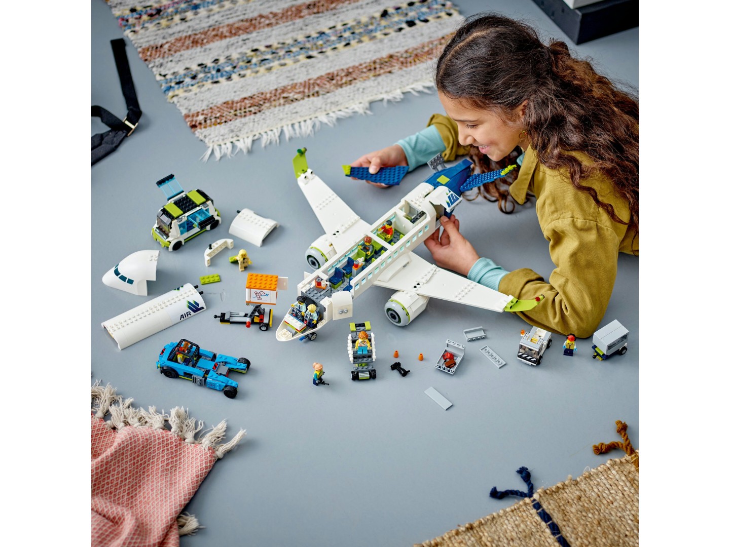 Конструктор LEGO City Пасажирський літак (60367) — фото 4