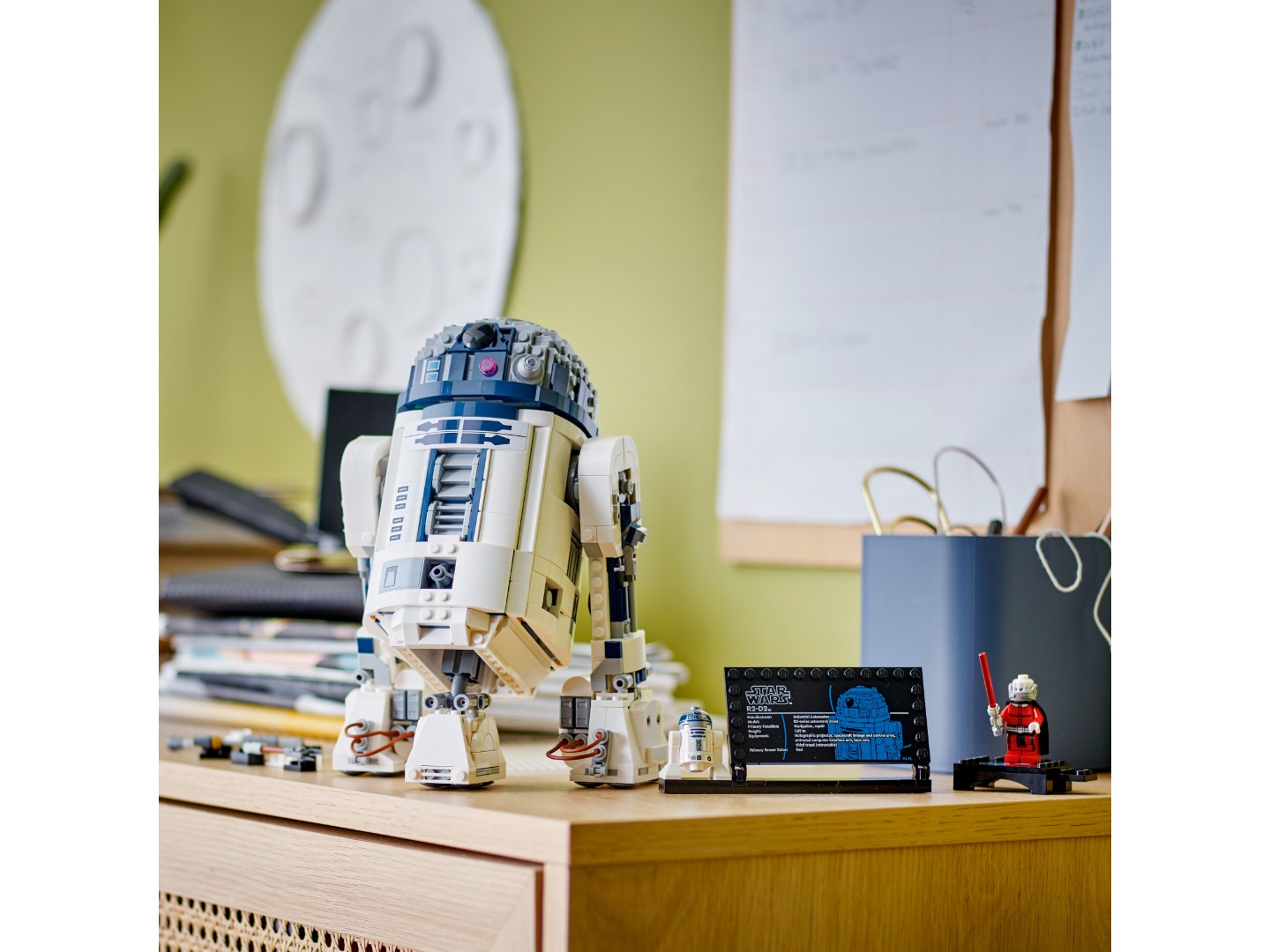 Конструктор LEGO STAR WARS TM R2-D2 (75379) — фото 4