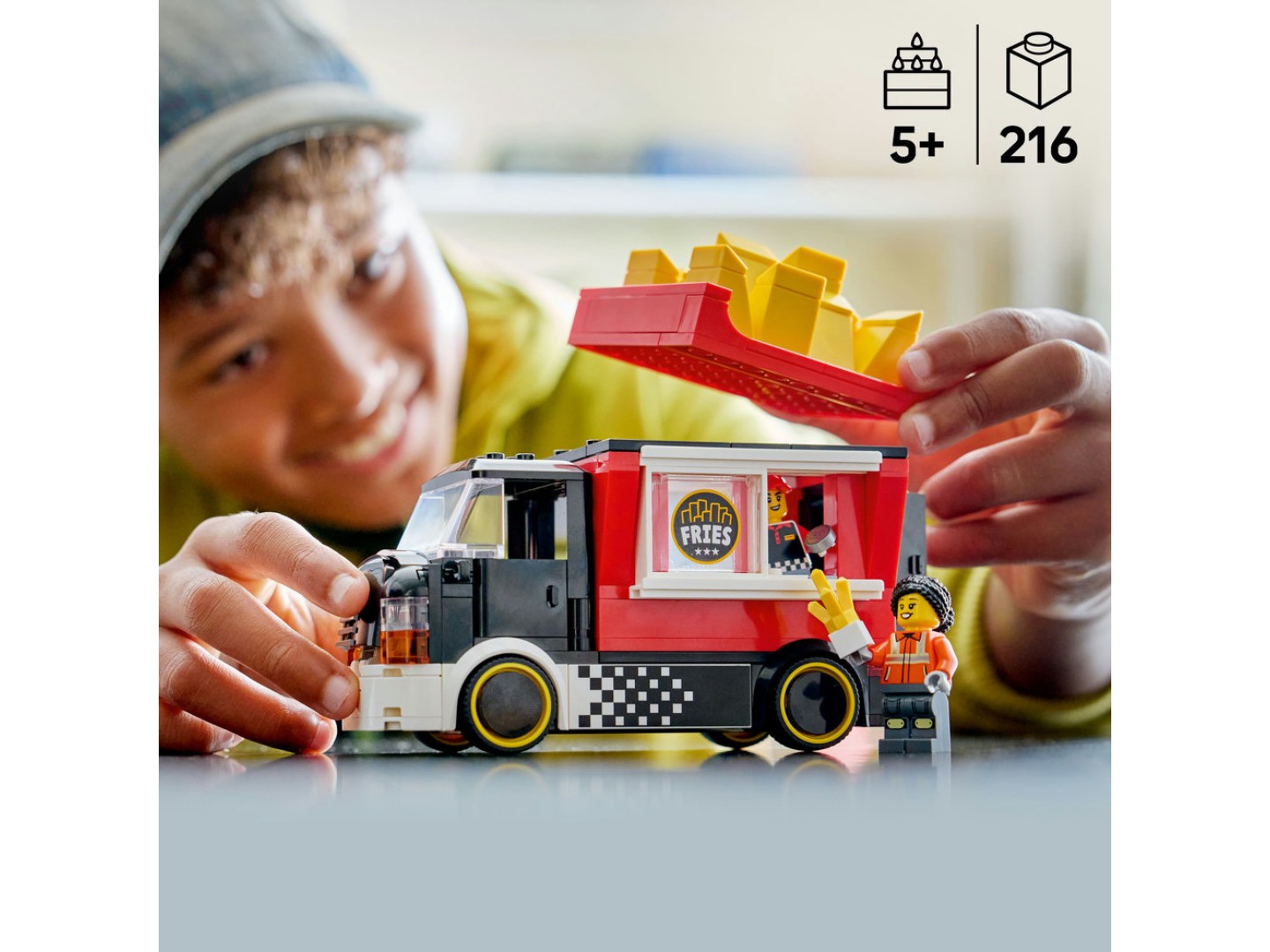Конструктор LEGO City Вантажівка з картоплею фрі (60488) — фото 4