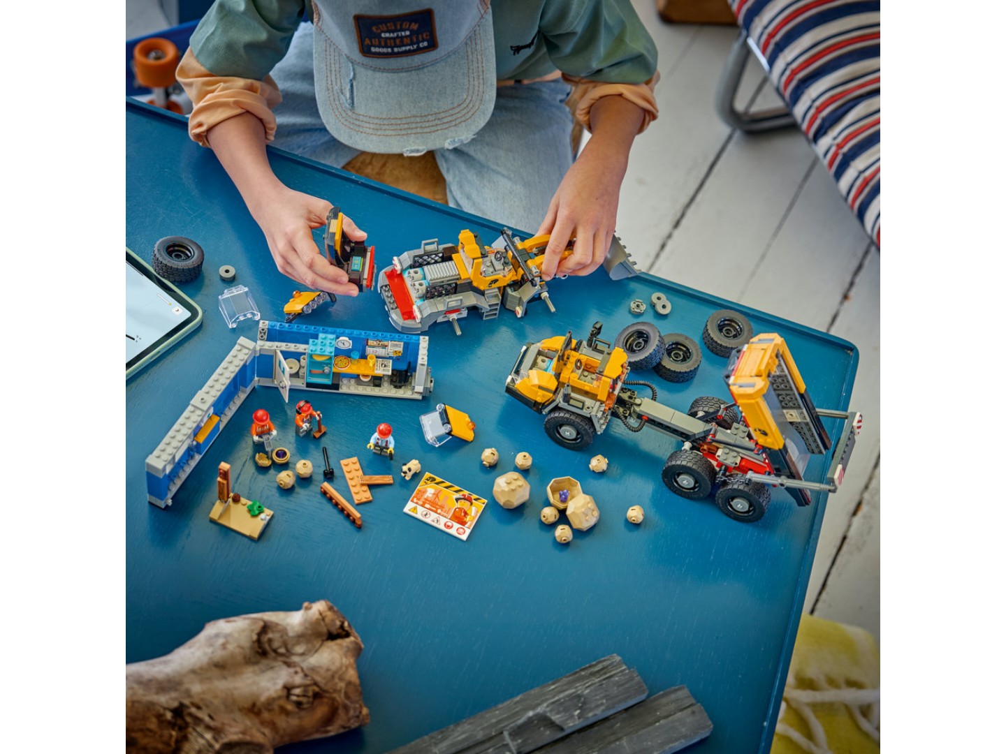 Конструктор LEGO City Самоскид і фронтальний ковшовий навантажувач (60494) — фото 13