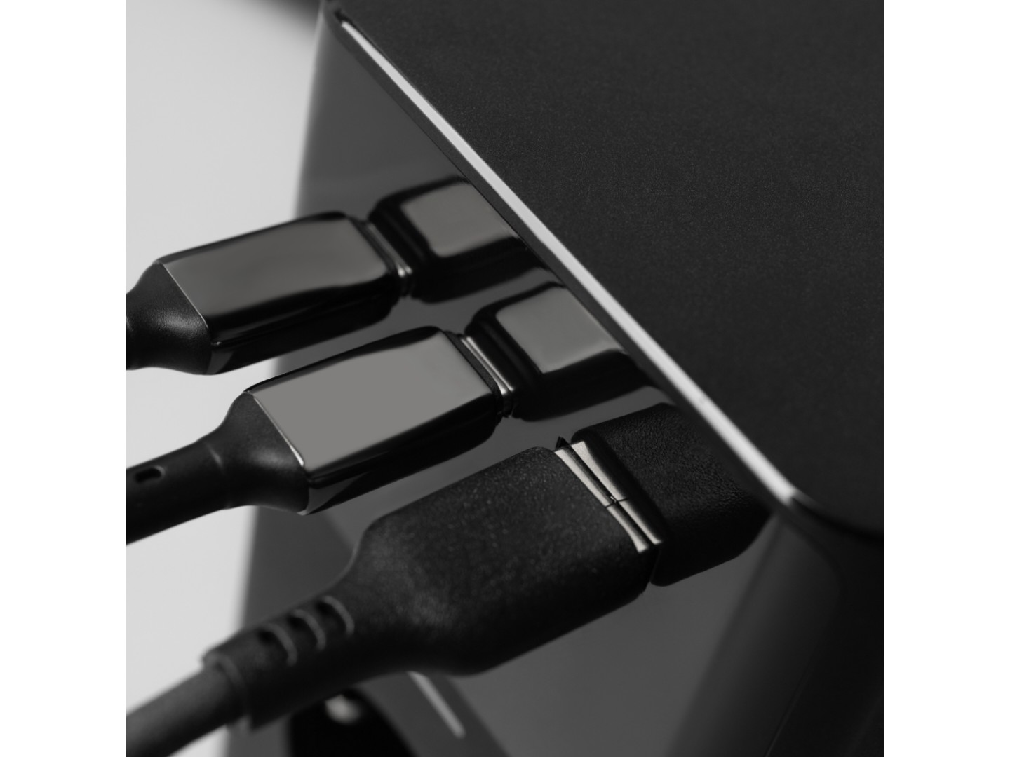 Мережевий зарядний пристрій Proove Power Cube 65W (3xAC + 2xType-C + 1xUSB) 1.5m black (PSPC36801201) — фото 6
