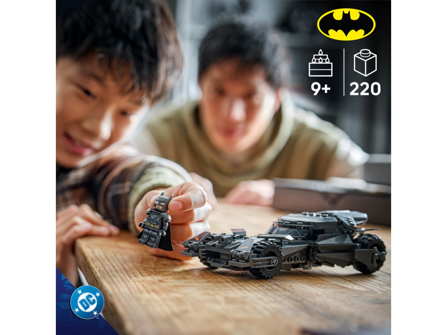 Конструктор LEGO Super Heroes Бетмобіль із фільму «Бетмен проти Супермена» (76331) — фото 4