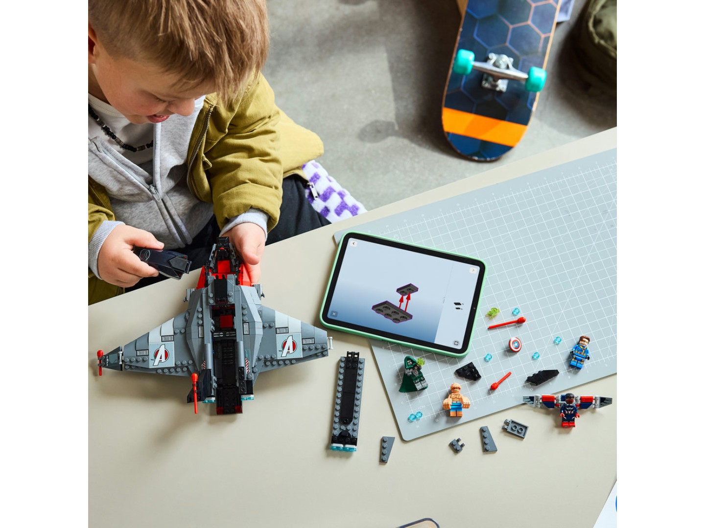 Конструктор LEGO Super Heroes «Месники: Судний день». Квінджет (76347) — фото 7