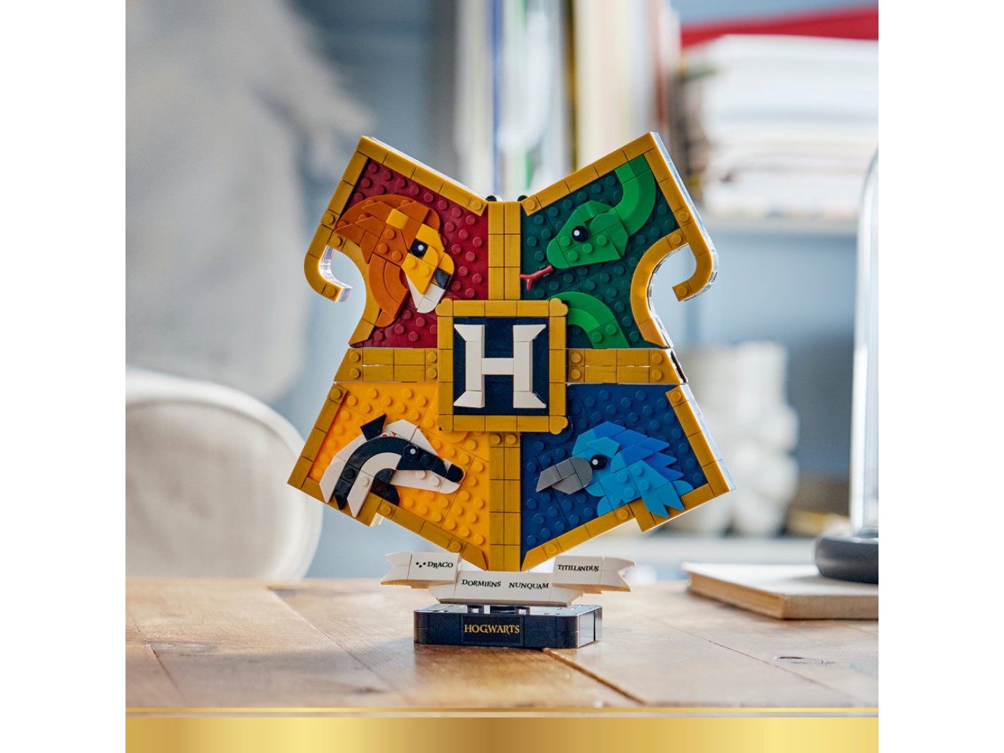Конструктор LEGO Harry Potter™ Герб гуртожитку Гоґвортсу (76462) — фото 6