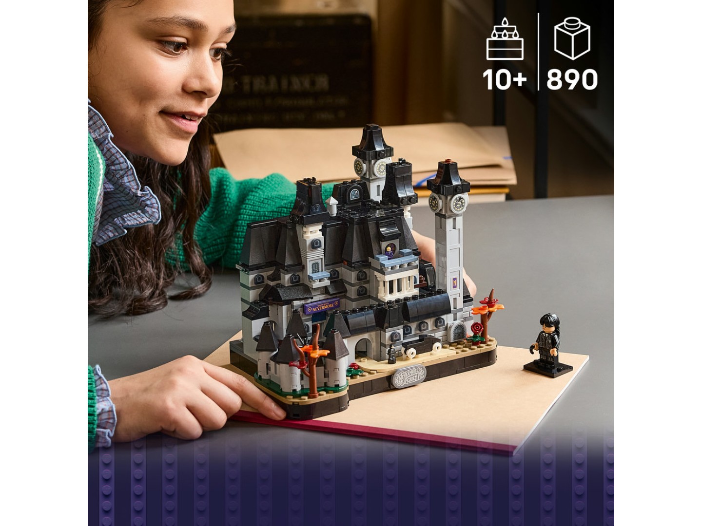 Конструктор LEGO Wednesday Академія «Невермор» (76788) — фото 4