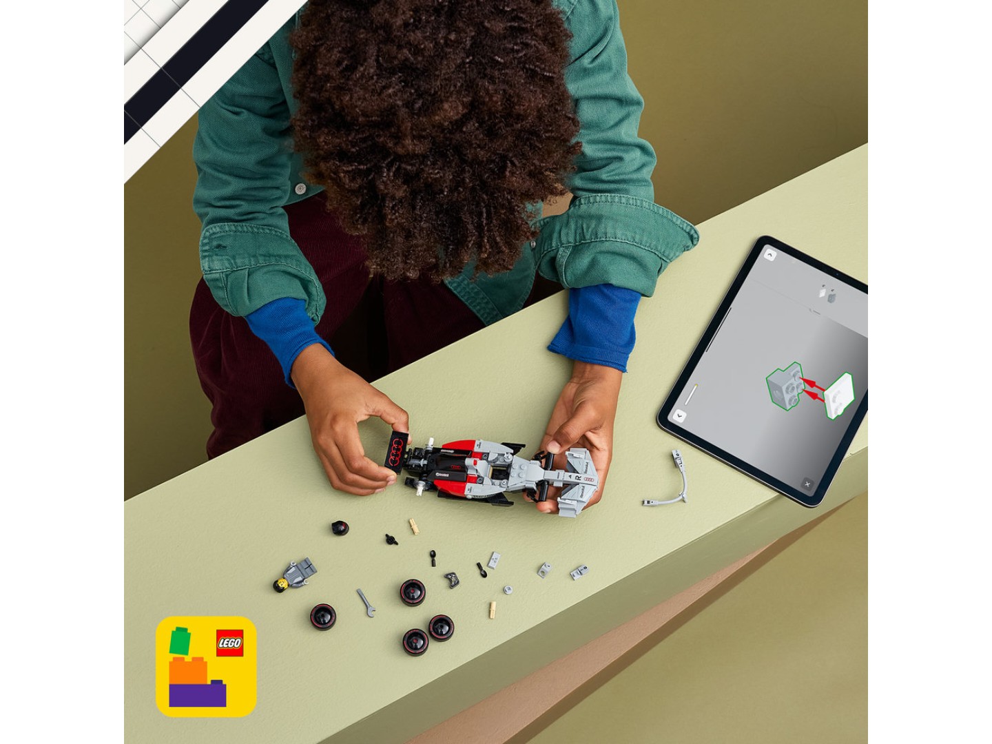 Конструктор LEGO Speed Champions Гоночний автомобіль Audi Revolut F1® Team R26 (77259) — фото 8