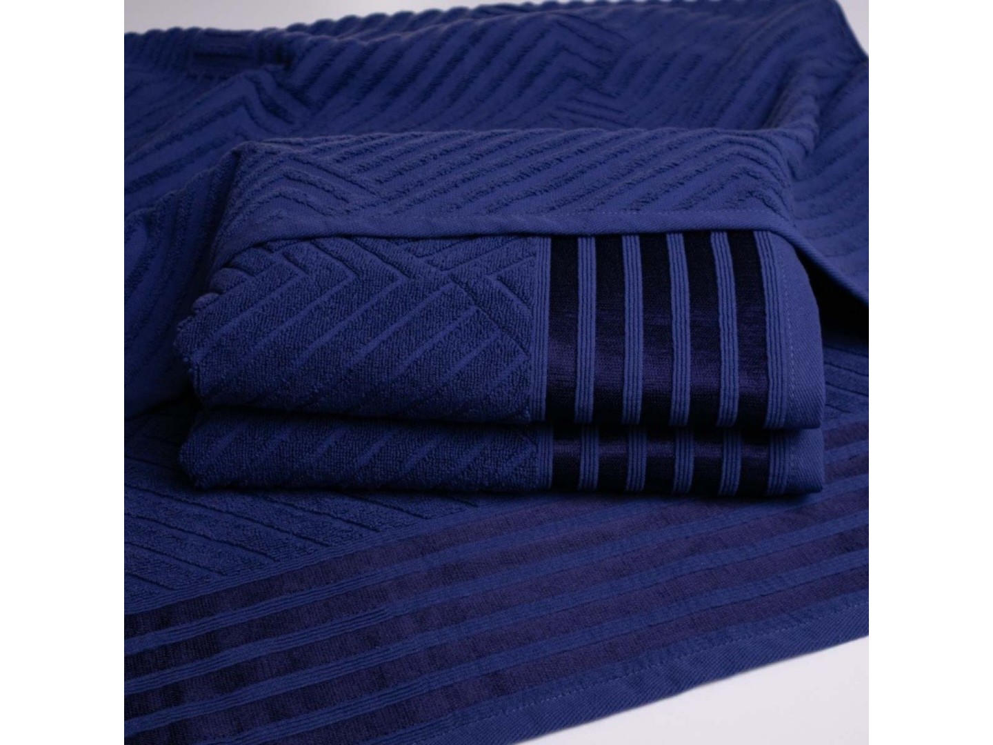 Рушник для рук GM Textile махровий Soft темно-синій 40х70 — фото 4