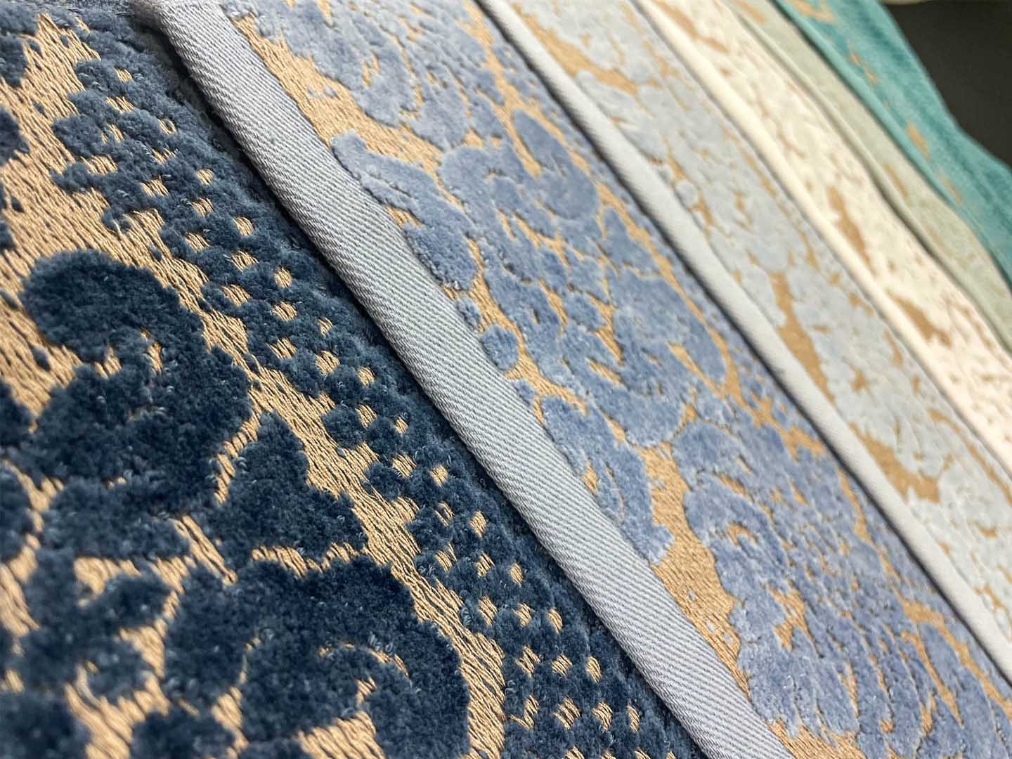 Рушник банний GM Textile Дамаск білий махровий велюр 70х140 — фото 8