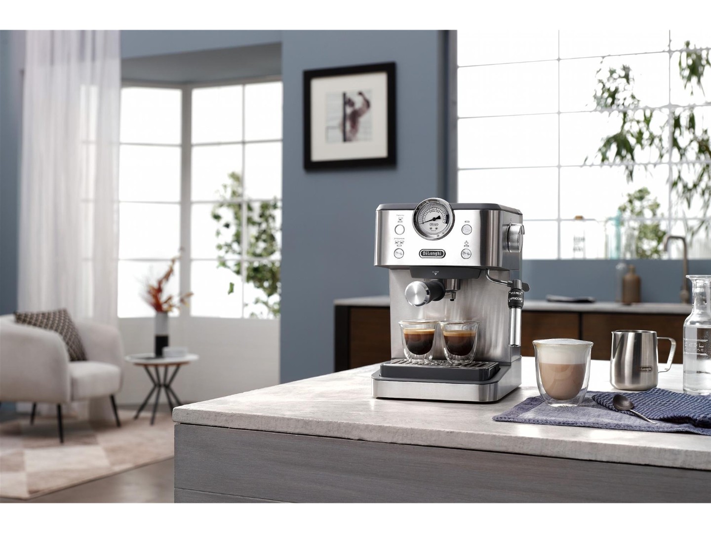 Кавоварка ріжкова Delonghi EM450.M Classic — фото 5