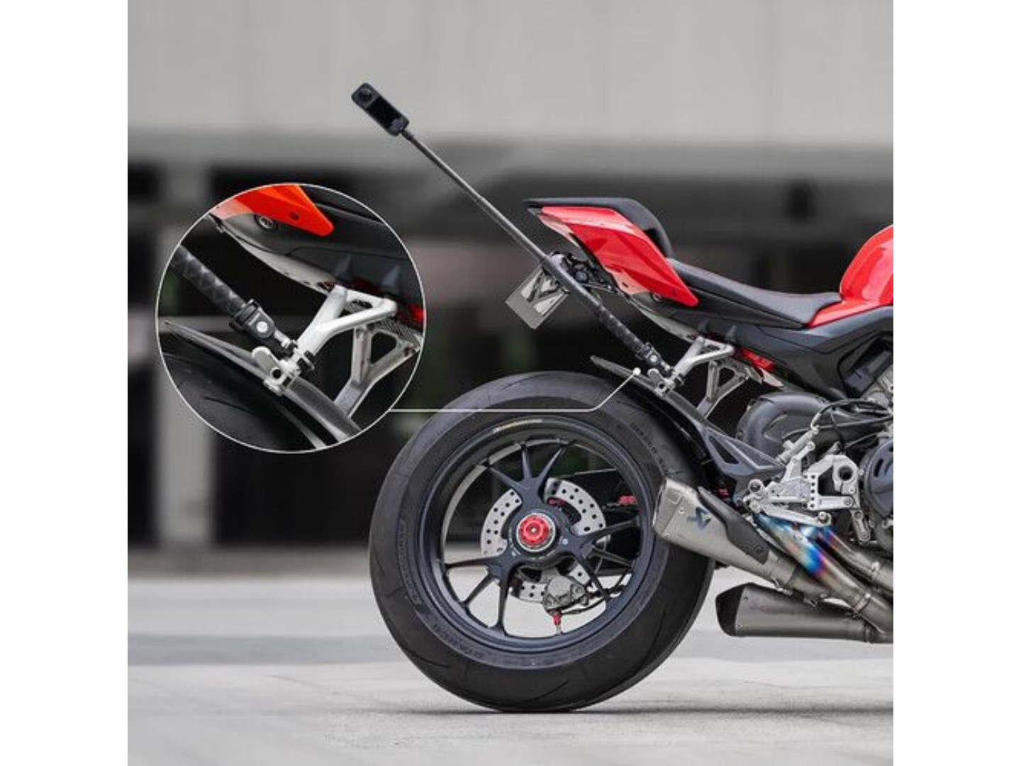 Кріплення для екшн-камери Insta360 Motorcycle U-Bolt Mount (CINSAAVZ) — фото 4