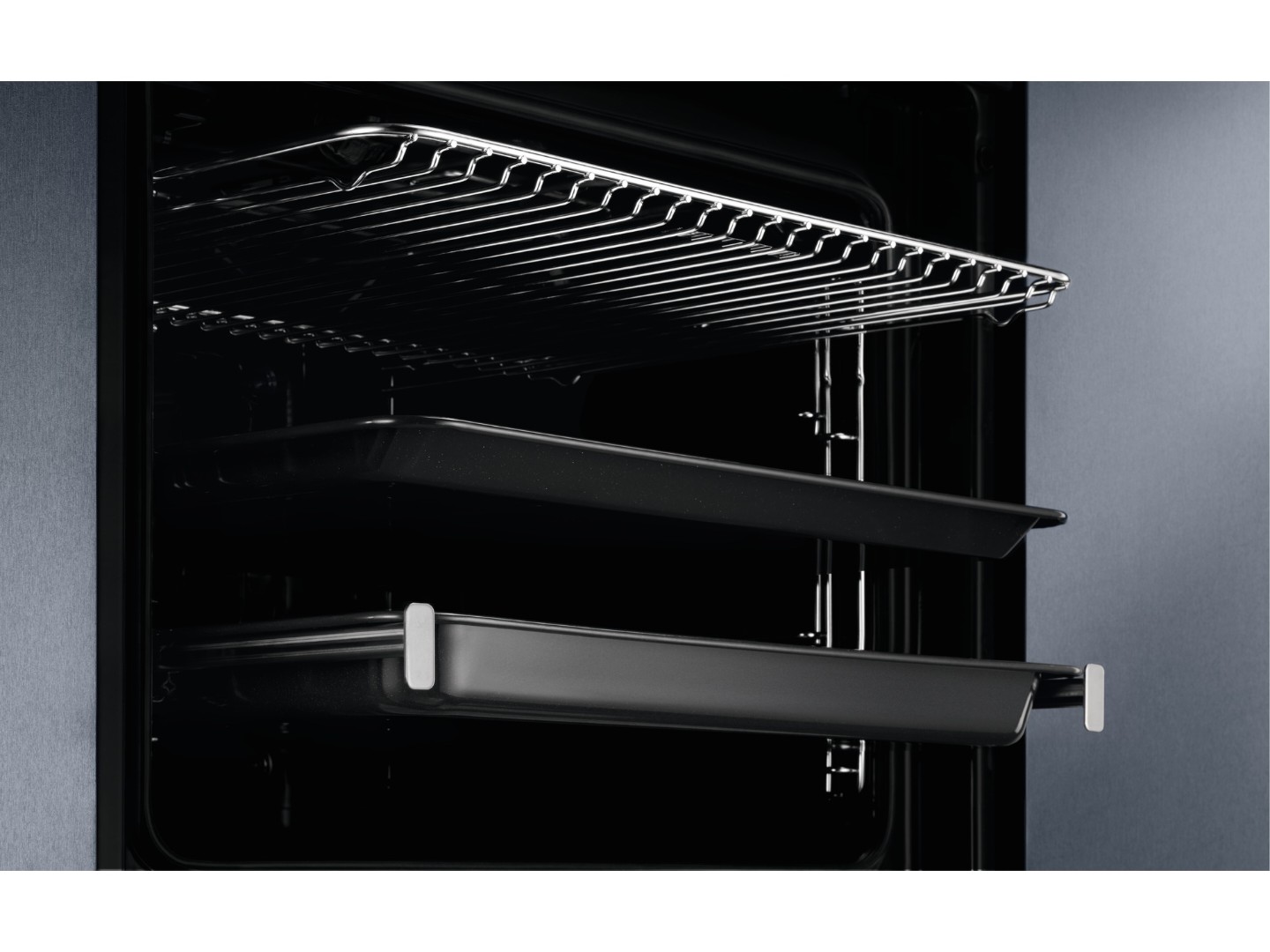 Комплект техніки Electrolux Духова шафа + Варильна поверхня Electrolux EOF3H50BK + KGG64362K — фото 4