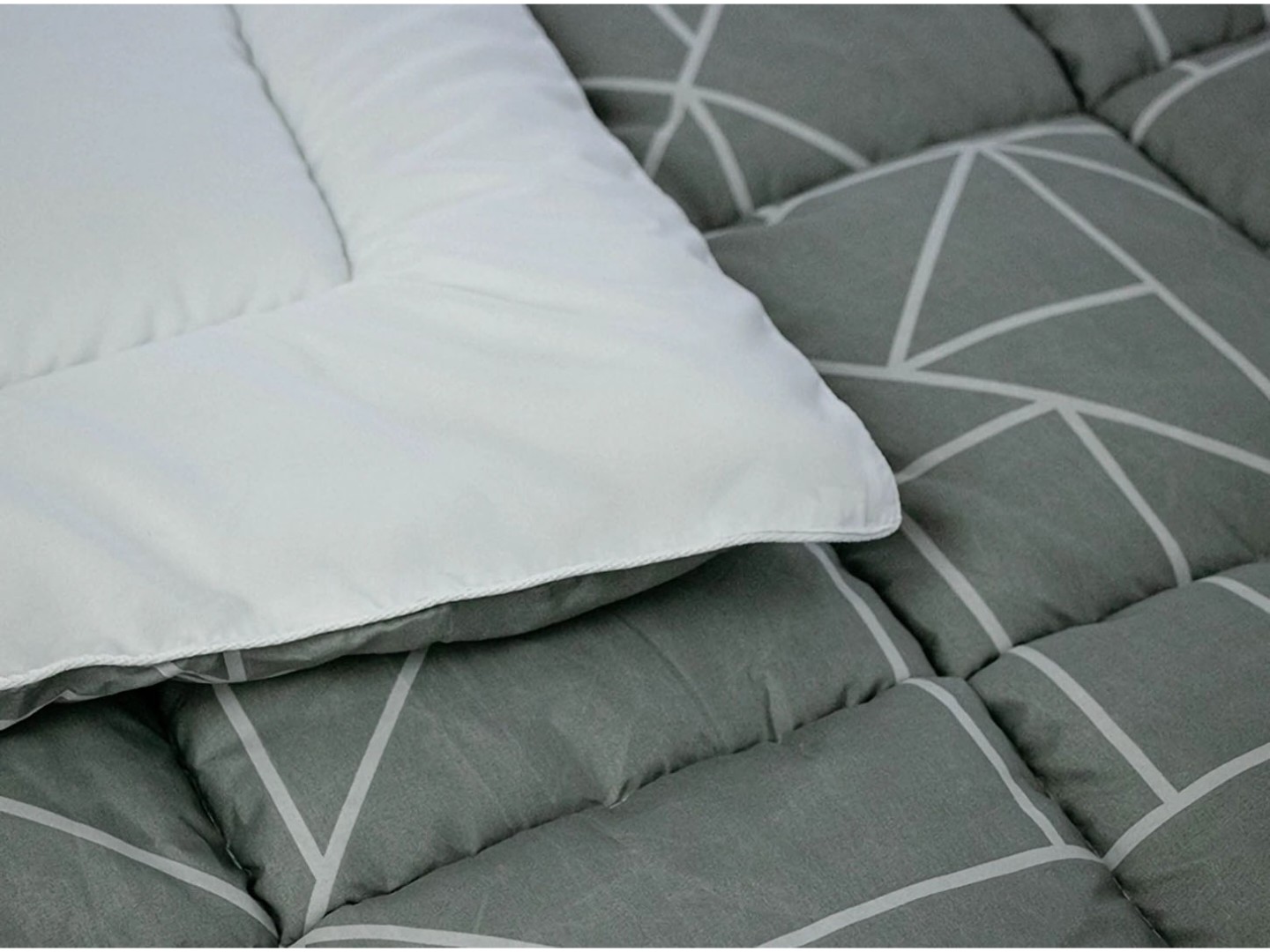 Ковдра демісезонна полуторна Руно 140х205 Crystal Grey (321.52_Crystal Grey demi) — фото 4
