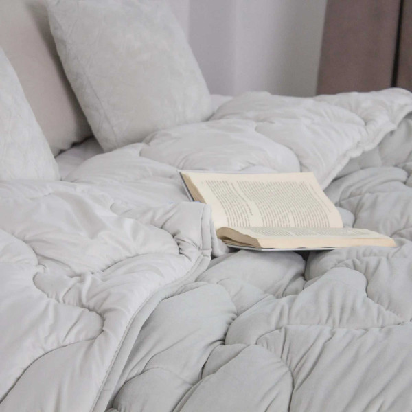 Фото - Ковдра всесезонна двоспальна ТЕП VELOUR 180х210 см Світло-сірий (1-04871_34484)