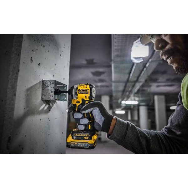 Фото - Шуруповерт DeWALT DCF850E1T