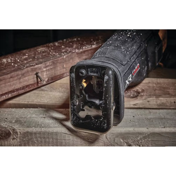 Фото - Пила шабельна DeWALT 18В XR Li-lon (DCS386NT)