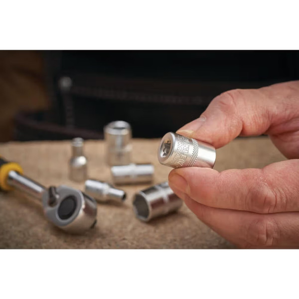 Фото - Торцева голівка Stanley 1/4 х 13 мм (FMMT17198-0)