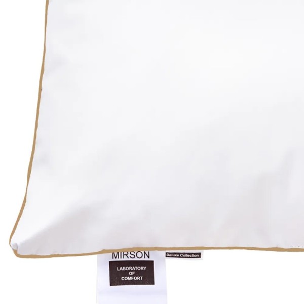 Фото - Подушка стандартная MirSon Hand Made De Luxe White 904 70x70 (2200000555816)
