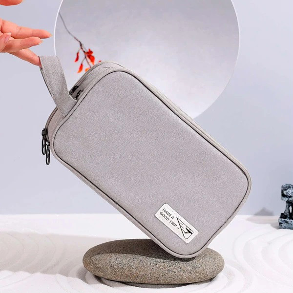 Фото - Косметичка Love You Home 25,5х10х14,5 см Срібна (59038)