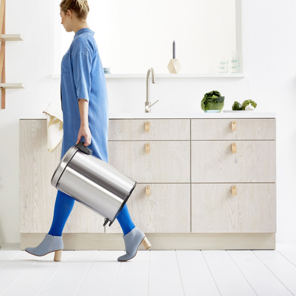 Фото - Бак для сміття з педаллю Brabantia Pedal Bin 20 л 111907
