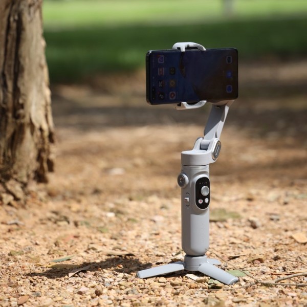 Фото - Стедикам AOCHUAN Professional Gimbal Stabilizer for Smartphone (SMARTX-G)