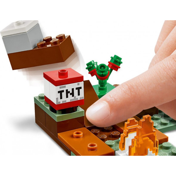 Фото - Конструктор LEGO Minecraft Пригоди в тайзі (21162)