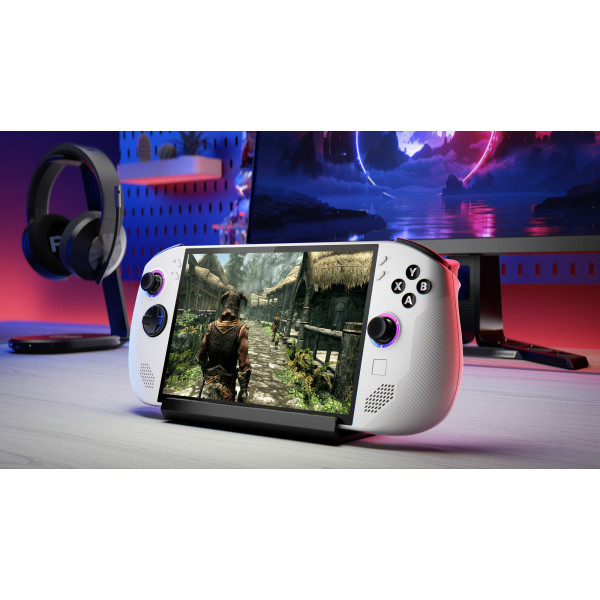 Фото - Ігрова приставка портативна Lenovo Legion Go S 16Gb/1Tb