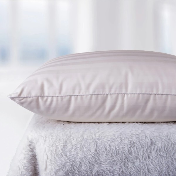 Фото - Подушка стандартная MirSon Extra Premium Carmela 104 50x70 см (2200000003539/2200000051684)