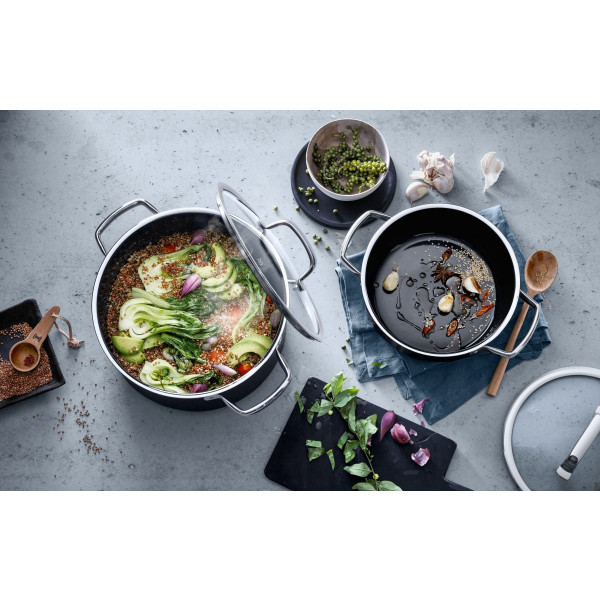 Фото - Каструля WMF 517305290 FT Functional T 20 см, 3,7л Black