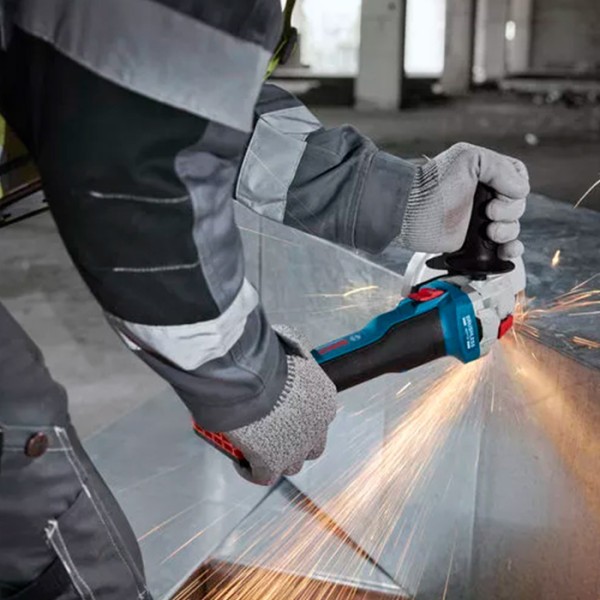 Фото - Болгарка Bosch GWS 18V-8  (0.601.9N9.020)