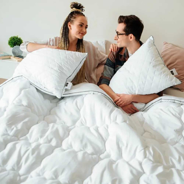 Фото - Подушка стандартна MirSon Eco Silver 142 40х60 см (2200000392916)