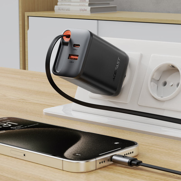 Фото - Мережевий зарядний пристрій AceFast A111 PD67W GaN charger(2*USB-C+USB-A) Black (6974316284062)