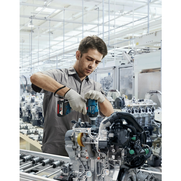 Фото - Гайковерт акумуляторний Bosch Professional GDS 18V-400 (0.601.9K0.020)