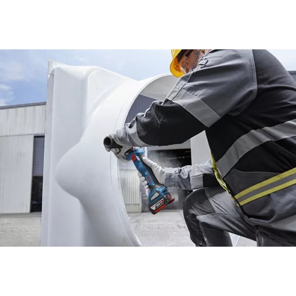 Фото - Болгарка Bosch Professional GWS 18V-11S (0.601.9N4.003)