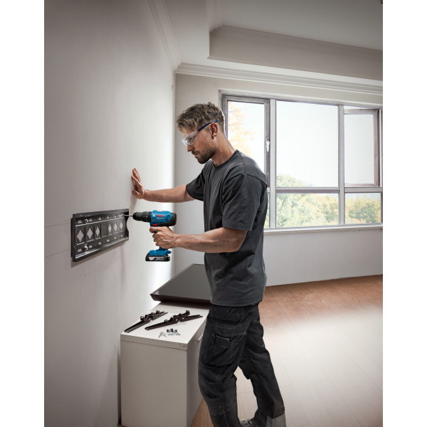 Фото - Дрель-шуруповерт Bosch GSB 183-LI (0.601.9K9.101)
