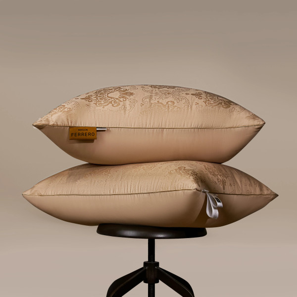 Фото - Подушка стандартная MirSon №15-54 Ferrero Тенсель (MODAL) Gold 60х60 см (2200011166049)