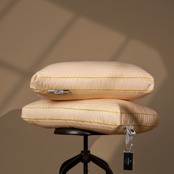 Фото - Подушка стандартная MirSon DeLuxe 0375 Carmela 50х70 см (2200000015006)