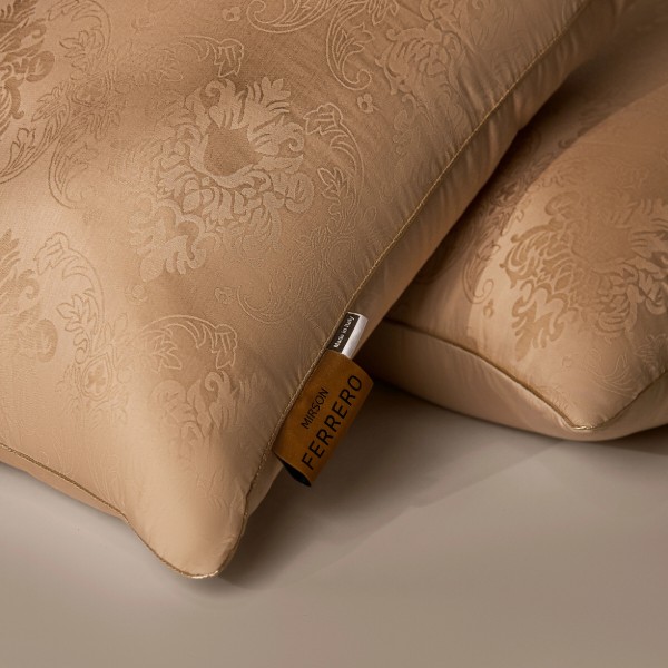 Фото - Подушка стандартная MirSon №15-25 Ferrero Eco-Soft Gold 60х60 см (2200011165172)