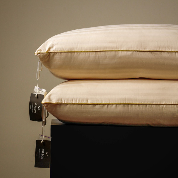 Фото - Подушка стандартная MirSon шелковая 1267 Carmela Hand Made Natural Silk Kapok Высокая 60х60 см (2200001519381)