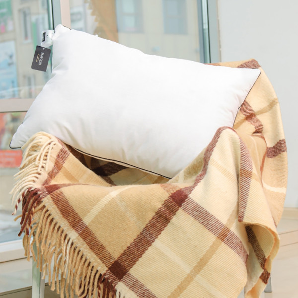 Фото - Подушка стандартна MirSon №1520 Royal Light EcoSilk 60х60 см (2200005064238)