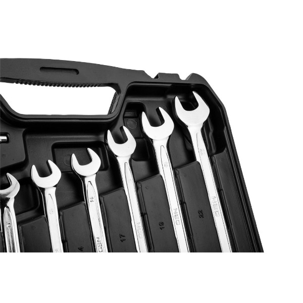 Фото - Набір торцевих голівок Neo Tools 1/2", 1/4" 82 шт. (10-058)