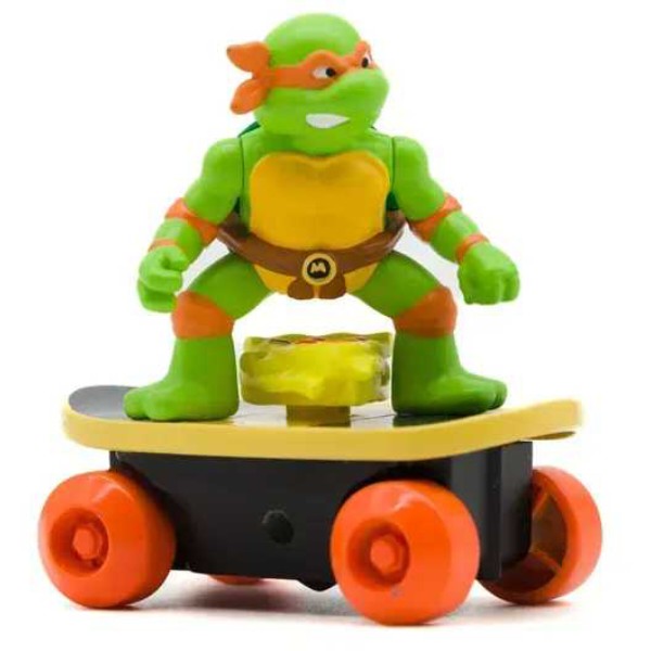 Фото - Коллекционная интерактивная фигурка TMNT Скейтбордист с лаунчером Микеланджело (71041)
