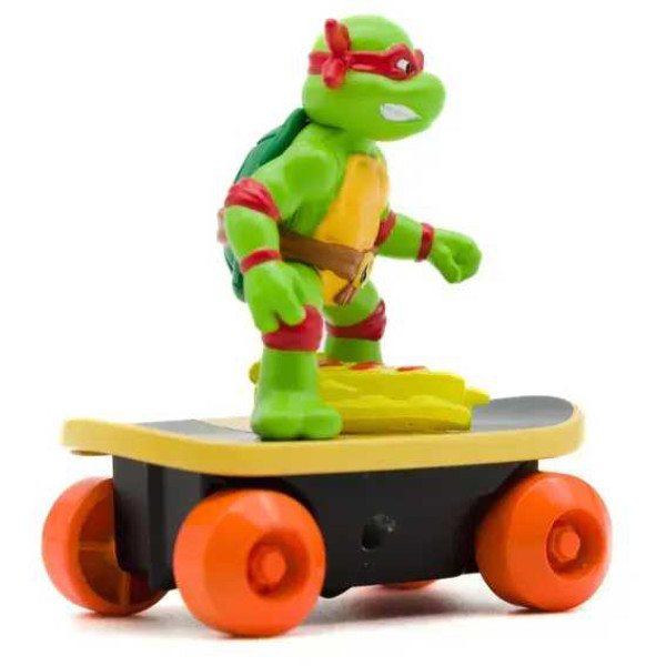Фото - Коллекционная интерактивная фигурка TMNT Скейтбордист с лаунчером Рафаэль (71043)