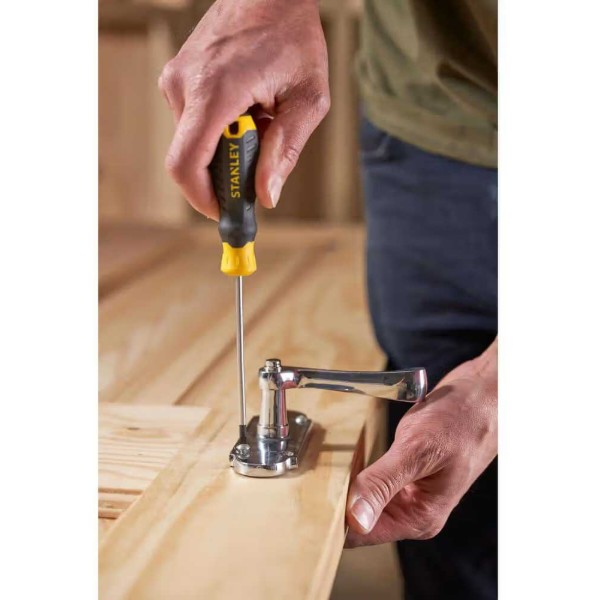 Фото - Отвертка Stanley Cushion Grip SL4x100 мм с параллельным жалом (STHT16195-0)