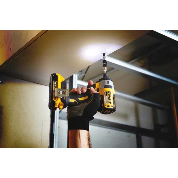 Фото - Набор бит для отвертки DeWALT IMPACT TORSION (DT70518T)