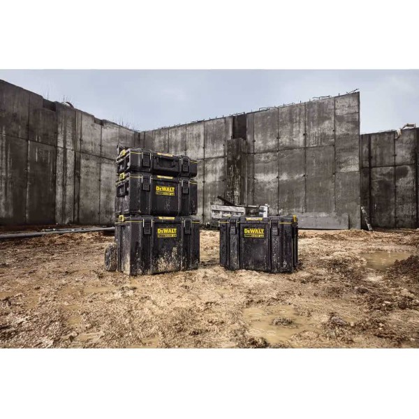 Фото - Ящик для инструментов DeWALT TOUGHSYSTEM 2.0 555х375х415 мм (DWST83342-1)