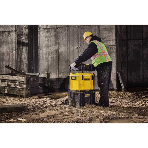 Фото - Ящик для инструментов DeWALT TOUGHSYSTEM 2.0 608х500х990 мм (DWST83295-1)