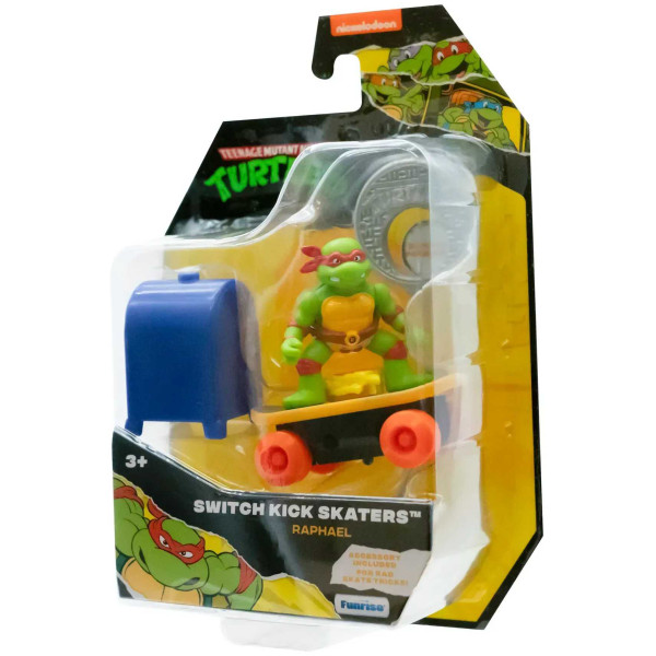 Фото - Коллекционная интерактивная фигурка TMNT Скейтбордист с лаунчером Рафаэль (71043)