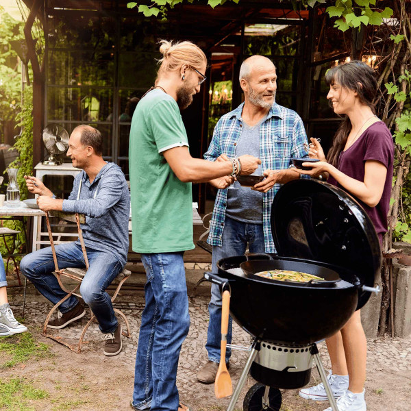 Фото - Гриль-барбекю вугільний Weber Master-Touch GBS SE E-5755 BLK EU (14801004)