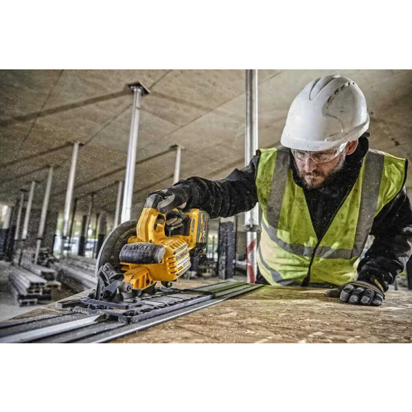 Фото - Пила дискова DeWALT 54В XR FLEXVOLT Li-lon (DCS579NT)