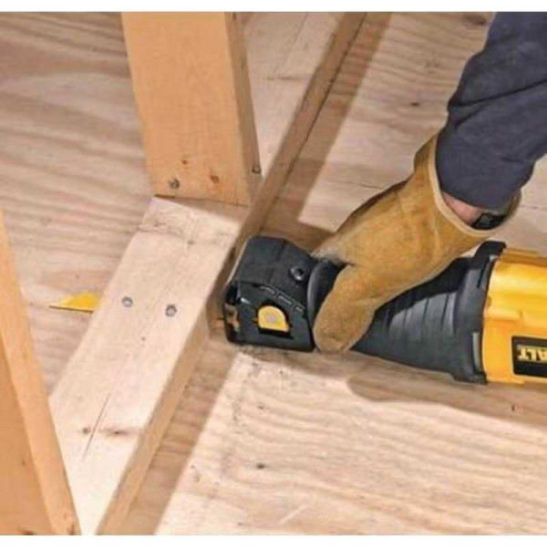 Фото - Пила сабельная DeWALT 1100 Вт (DWE305PK)
